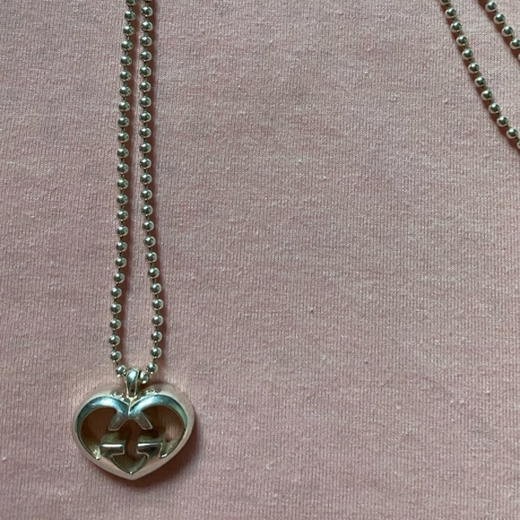 Gucci sterling silver heart necklace - Picture 1 of 2